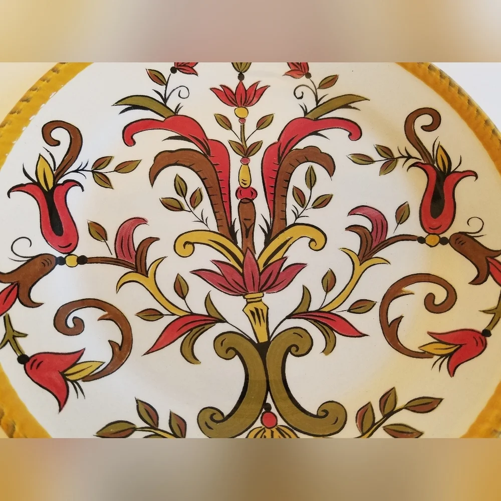 Pier 1 Set of 2 Oralia Earthenware Salad Plates Floral 8